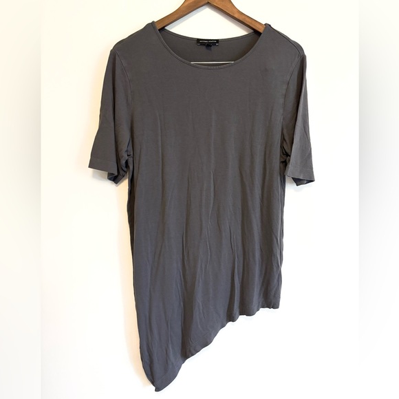 UNIVERSAL STANDARD Gray Asymmetrical Rayon Jersey Genevette Shirt XS 10 - 12 - Picture 1 of 3